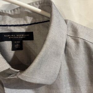 Banana Republic no iron large grey